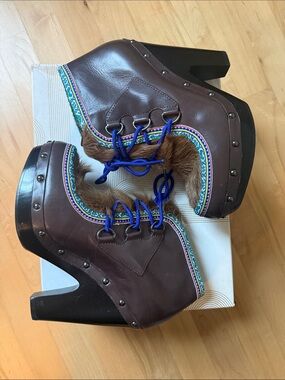 Belle by Sigerson Morrison real Fur woodenPlatform Lace-Up Heels with Blue Laces